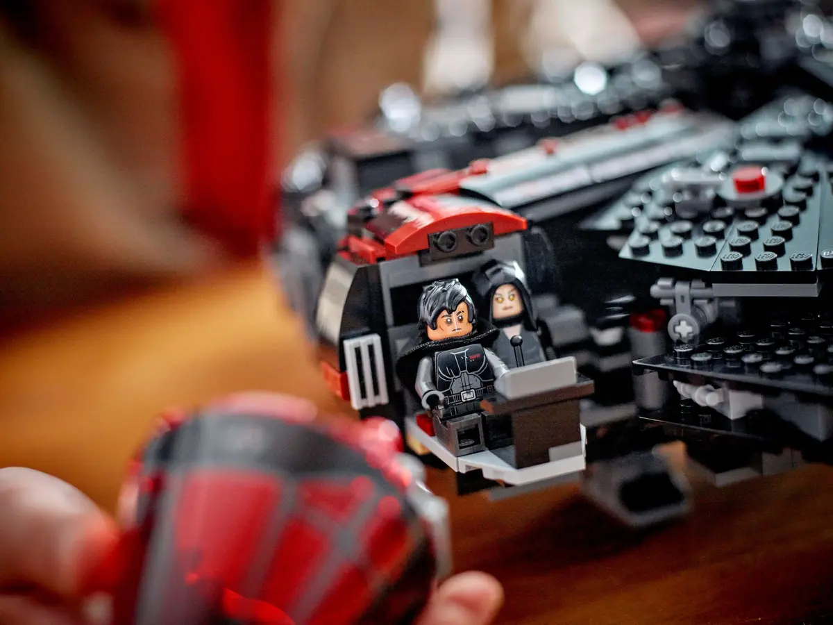 LEGO Star Wars 75389 The Dark Falcon set, image 7
