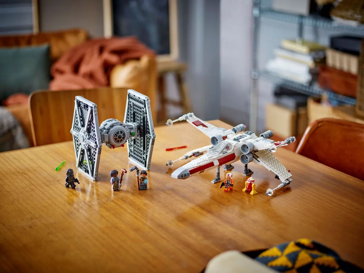 LEGO Star Wars 75393 TIE Fighter & X-wing Mash-up set, image 7