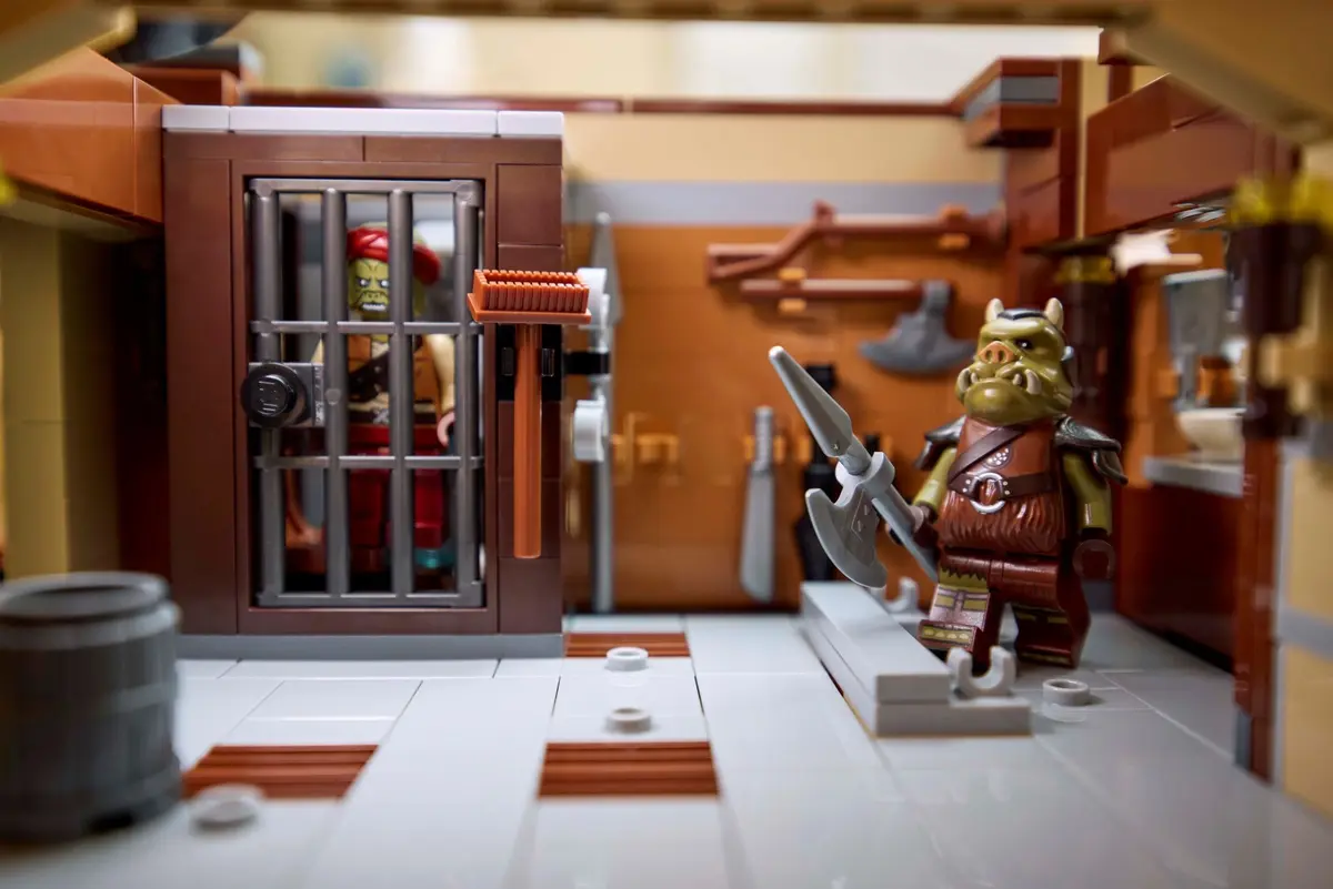 LEGO Star Wars 75397 Jabba's Sail Barge set, image 10