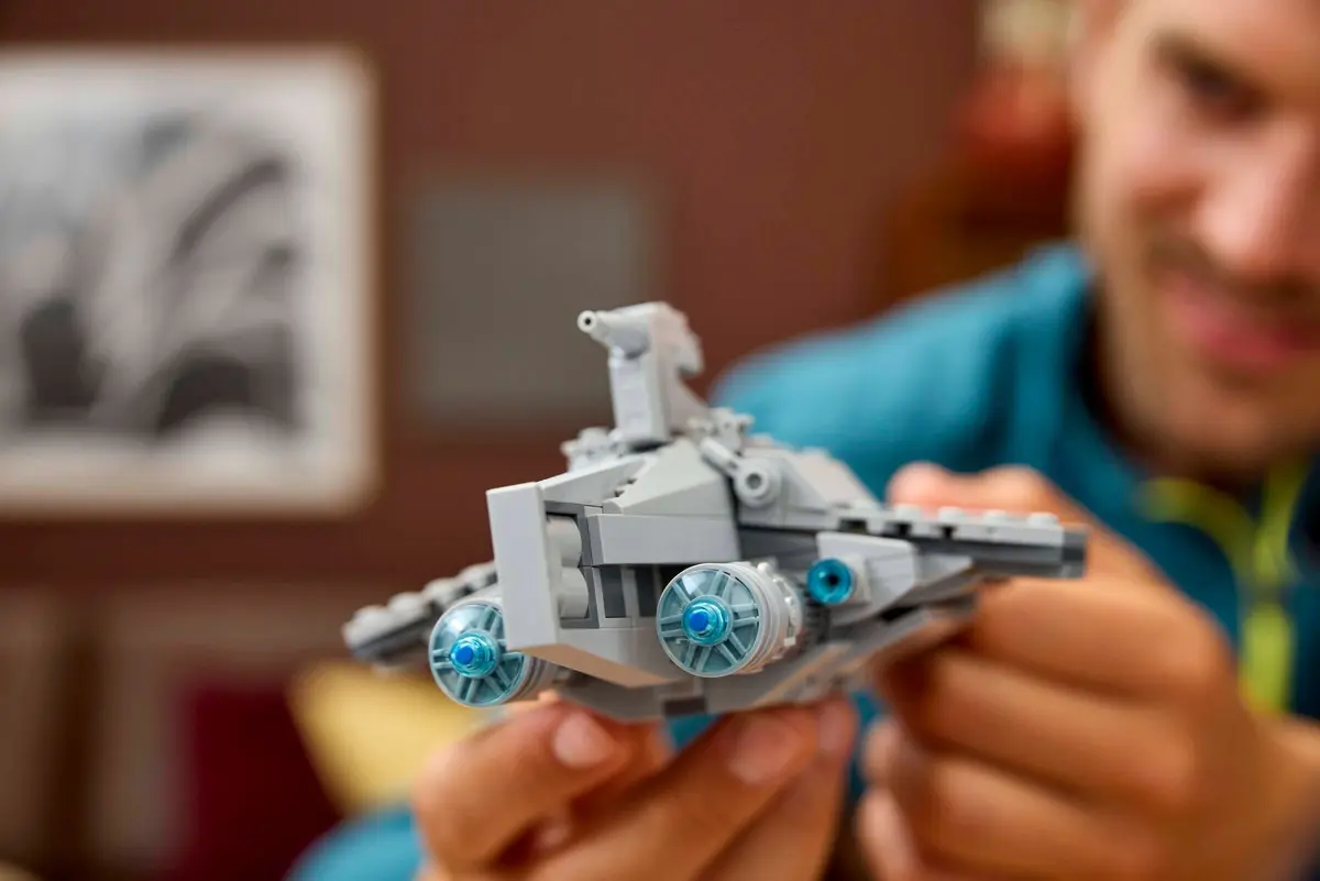 LEGO Star Wars 75404 Acclamator-class Assault Ship set, image 5