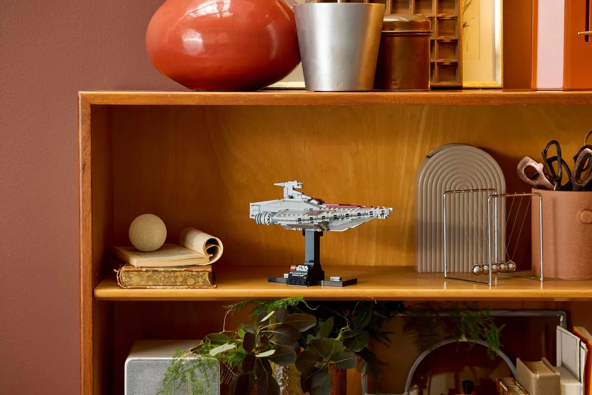 LEGO Star Wars 75404 Acclamator-class Assault Ship set, image 9