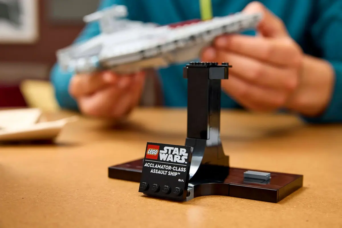 LEGO Star Wars 75404 Acclamator-class Assault Ship set, image 6