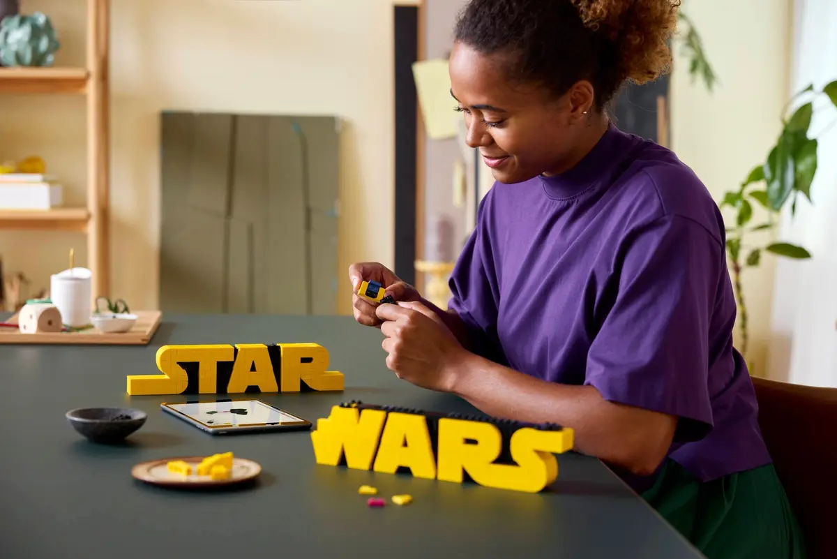 LEGO Star Wars 75407 Brick-Built Star Wars Logo set, image 4