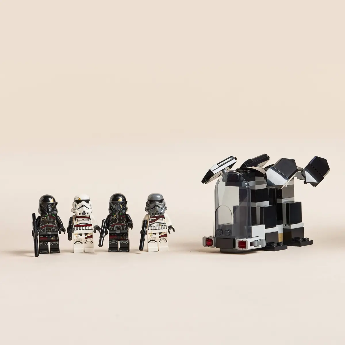 LEGO Star Wars 75412 Death Trooper & Night Trooper Battle Pack set, image 7