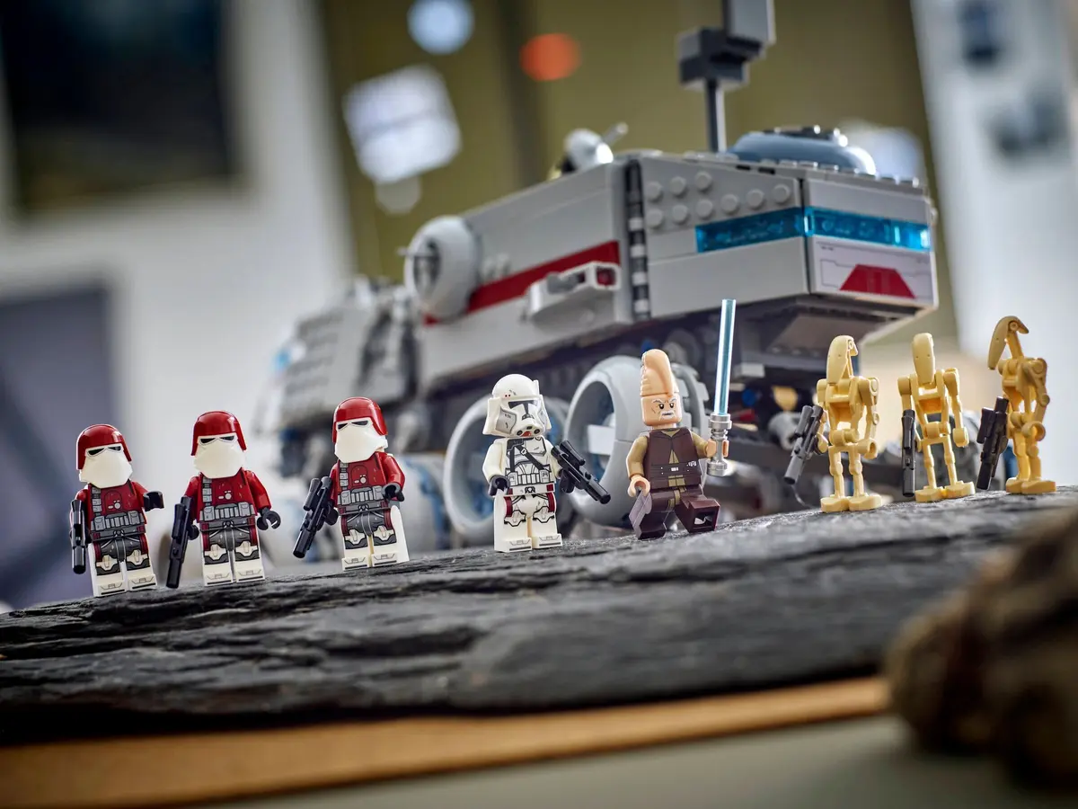 LEGO Star Wars 75413 Republic Juggernaut set, image 9