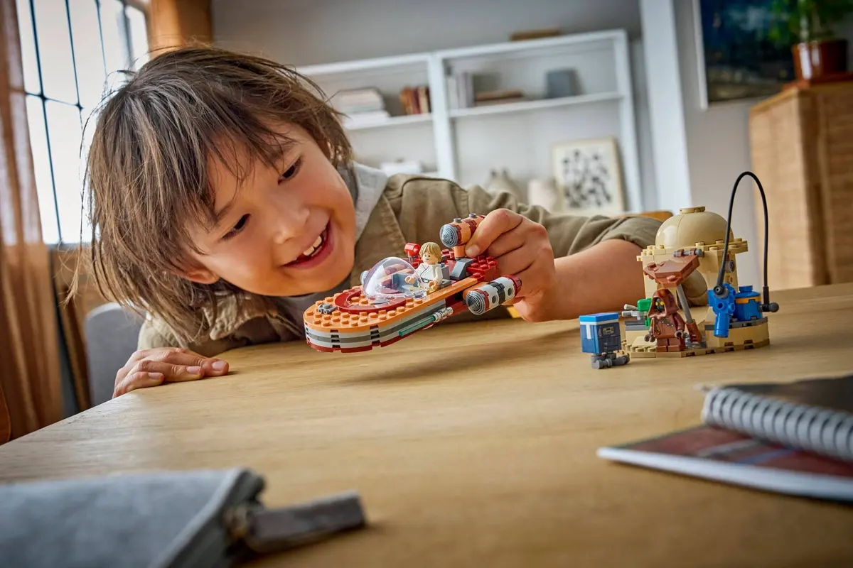 LEGO Star Wars 75420 Luke's Landspeeder set, image 6