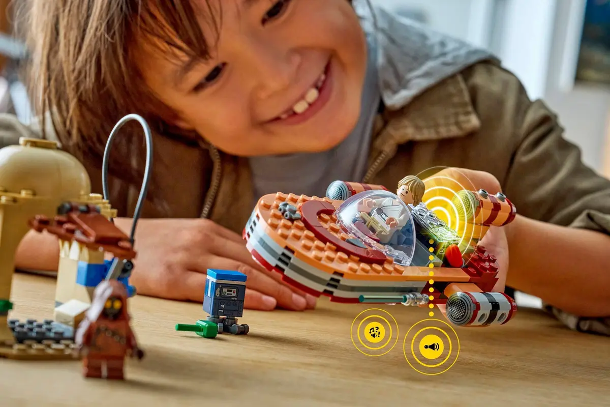 LEGO Star Wars 75420 Luke's Landspeeder set, image 11