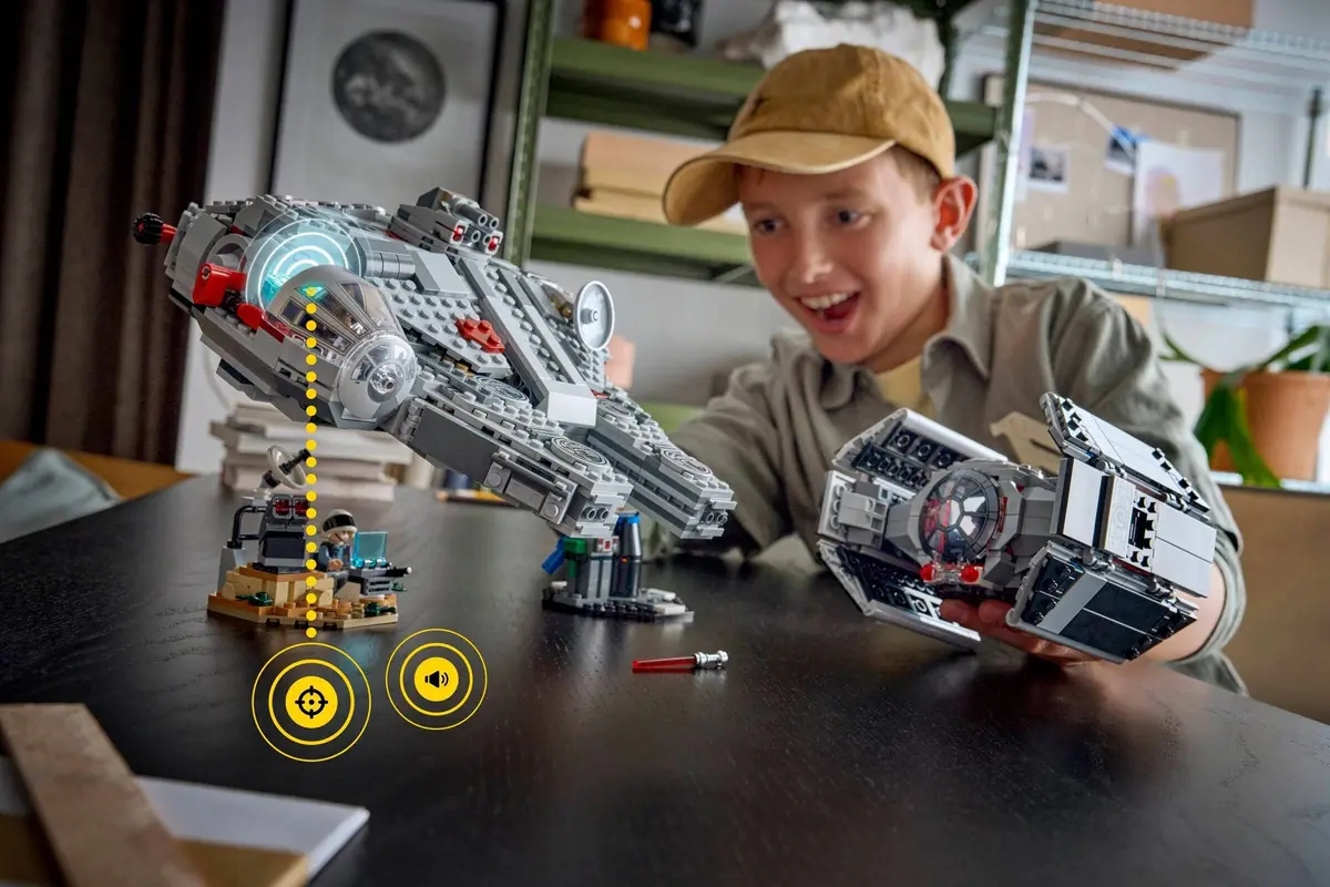LEGO Star Wars 75426 Millennium Falcon set, image 6