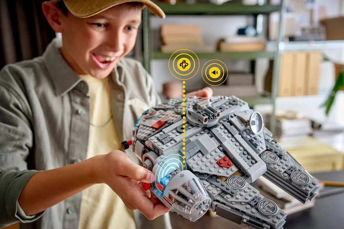 LEGO Star Wars 75426 Millennium Falcon set, image 9