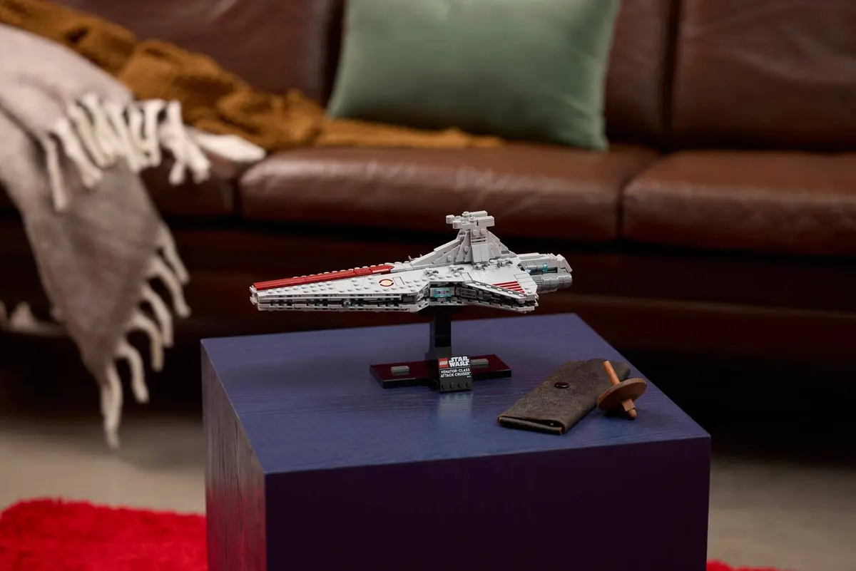 LEGO Star Wars 75441 Venator-class Attack Cruiser set, image 8