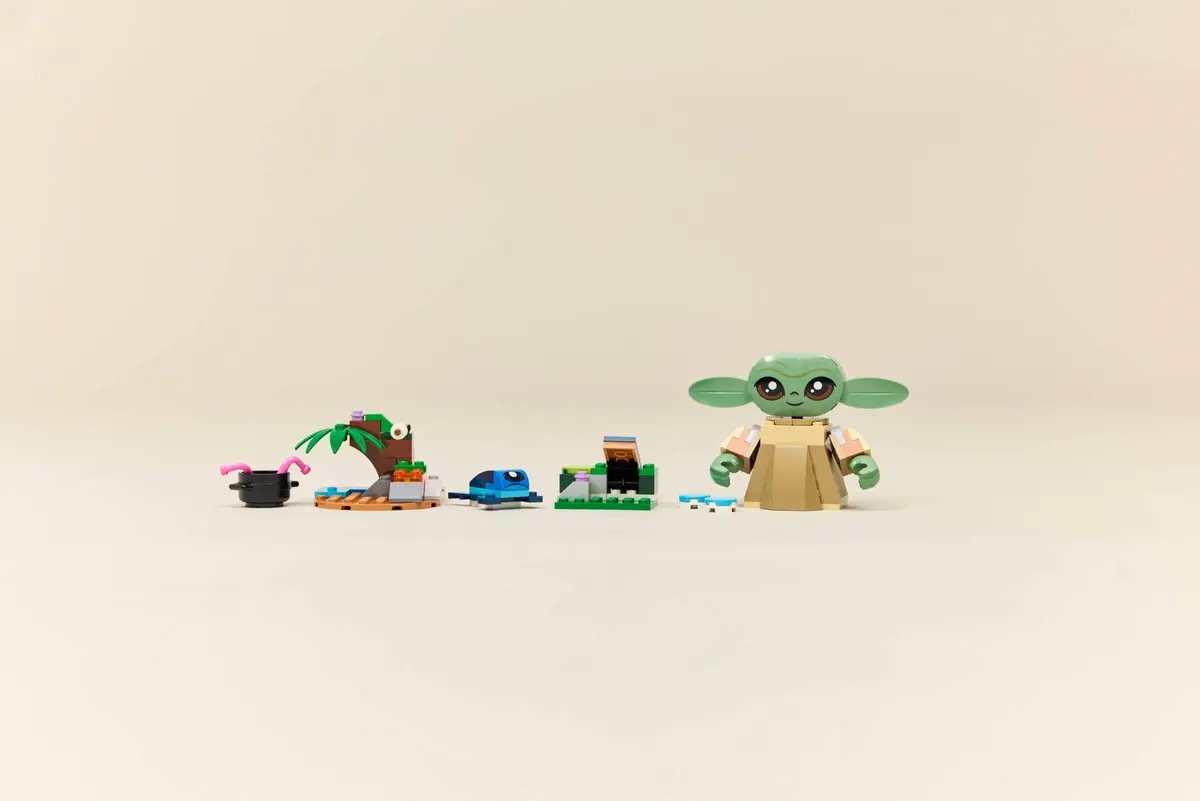 LEGO Star Wars 75443 Grogu's Homestead set, image 7