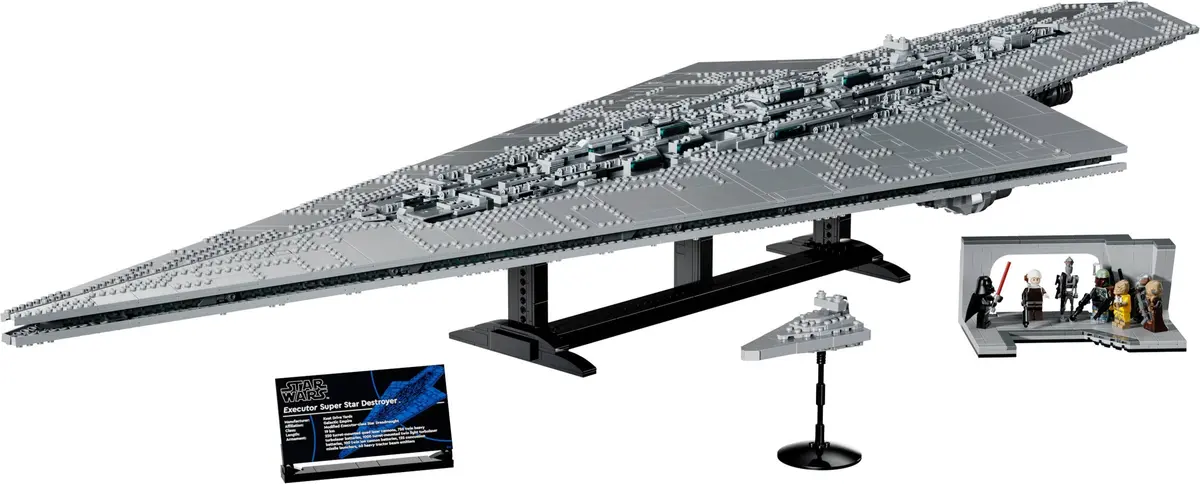 LEGO Star Wars 75457 Executor Super Star Destroyer set