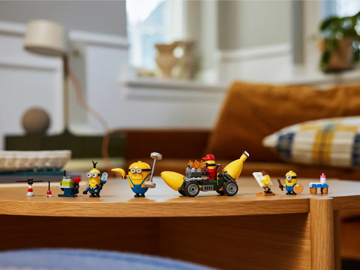LEGO Despicable Me 75580 Minions and Banana Car set, image 9