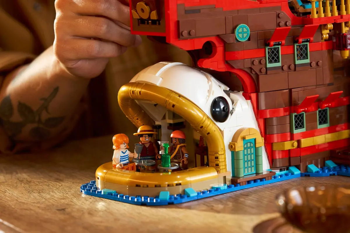 LEGO One Piece 75640 The Baratie Floating Restaurant set, image 5