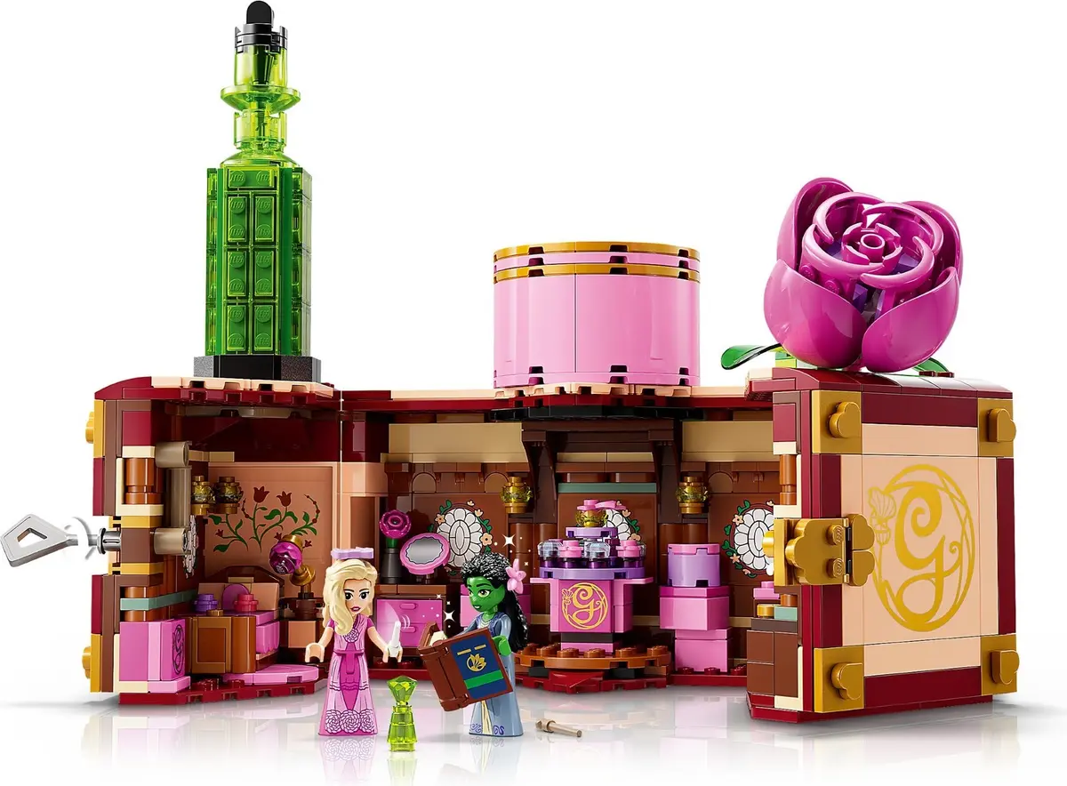 LEGO Wicked 75683 Glinda & Elphaba's Dormitory set, image 11