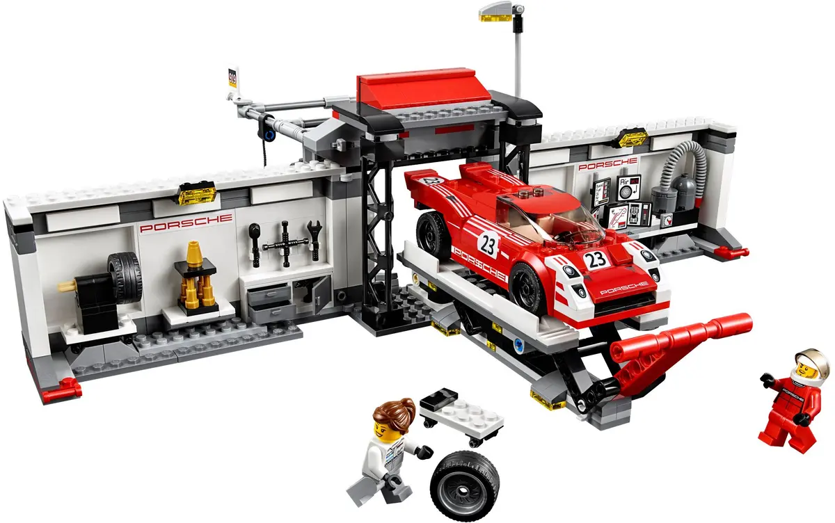 LEGO Speed Champions 75876 Porsche 919 Hybrid and 917K Pit Lane set, image 9