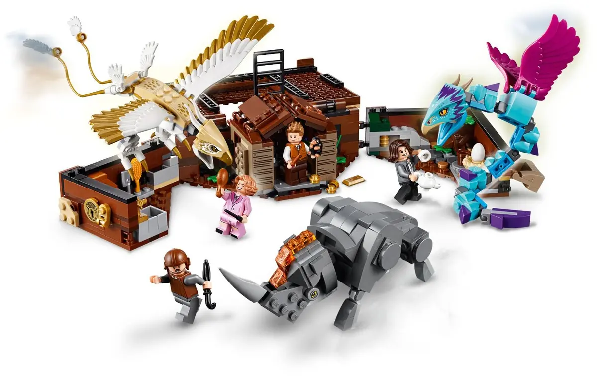 LEGO Harry Potter 75952 Newt's Case of Magical Creatures set, image 3