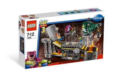 LEGO Toy Story 7596 Trash Compactor Escape set, image 4