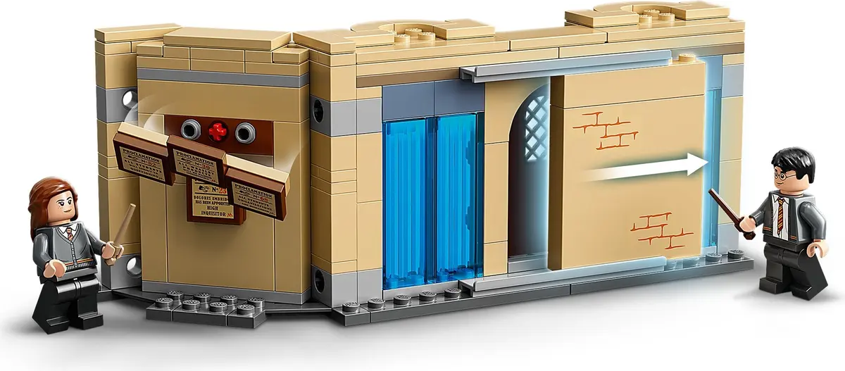LEGO Harry Potter 75966 Hogwarts Room of Requirement set, image 6
