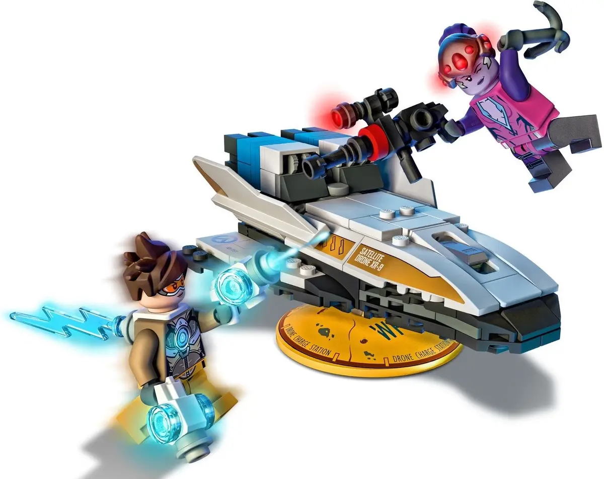 LEGO Overwatch 75970 Tracer vs. Widowmaker set, image 3