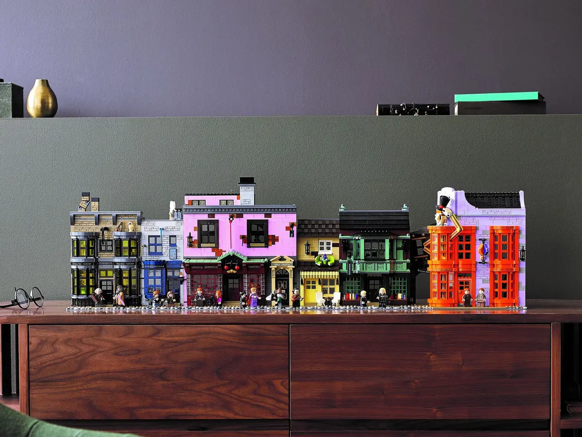 LEGO Harry Potter 75978 Diagon Alley set, image 38