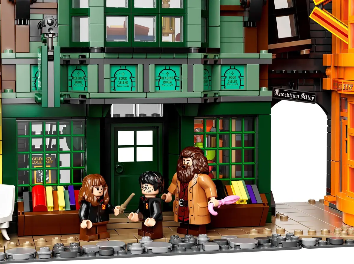 LEGO Harry Potter 75978 Diagon Alley set, image 43