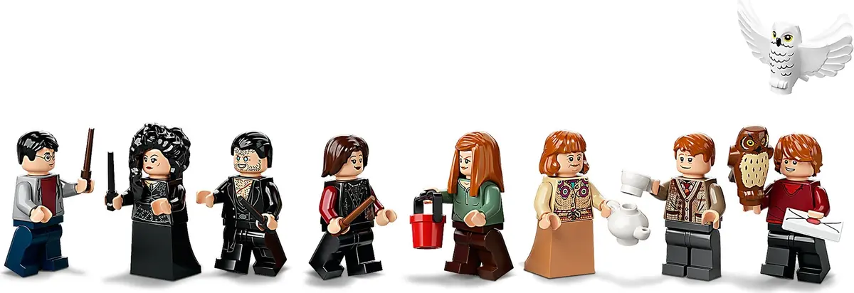 LEGO Harry Potter 75980 Attack on the Burrow set, image 8