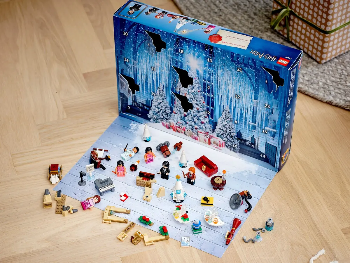 LEGO Harry Potter 75981 LEGO Harry Potter Advent Calendar set, image 10