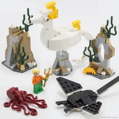 LEGO DC Comics Super Heroes 75996 Aquaman and Storm set