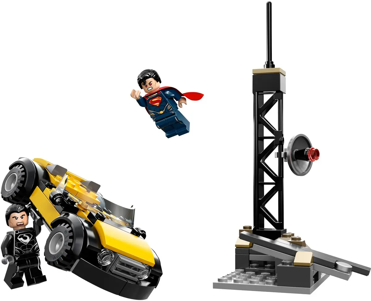 LEGO DC Comics Super Heroes 76002 Superman: Metropolis Showdown set, image 6