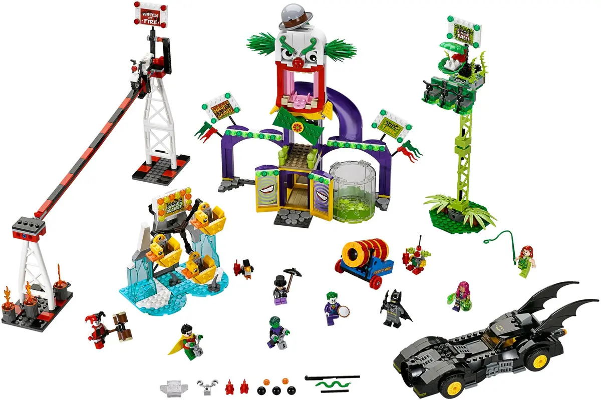 LEGO DC Comics Super Heroes 76035 Jokerland set, image 3