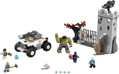 LEGO Marvel Super Heroes 76041 The Hydra Fortress Smash set