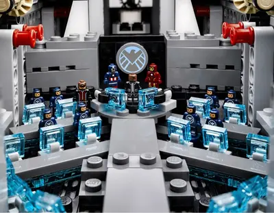 LEGO Marvel Super Heroes 76042 The SHIELD Helicarrier set, image 33