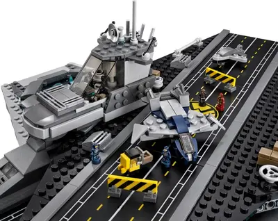 LEGO Marvel Super Heroes 76042 The SHIELD Helicarrier set, image 30
