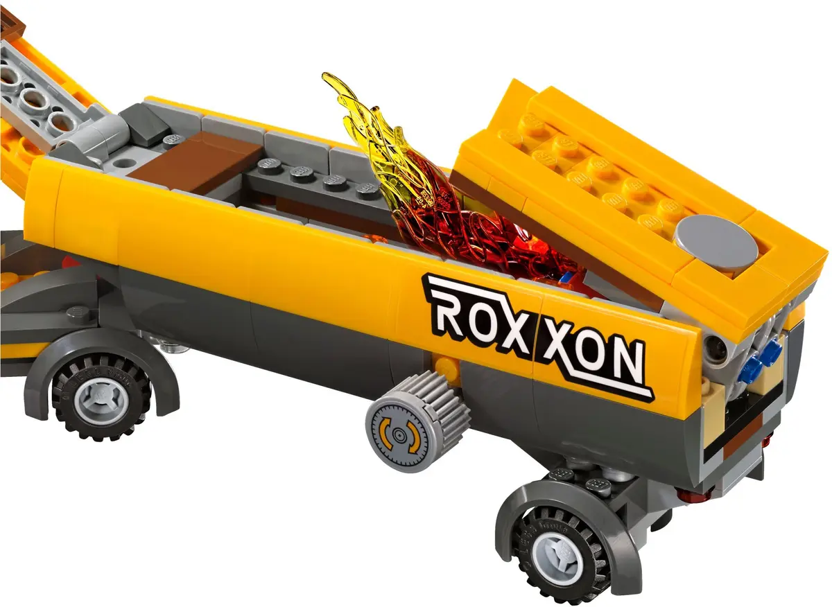 LEGO Marvel Super Heroes 76067 Tanker Truck Takedown set, image 6