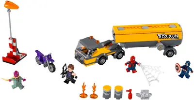 LEGO Marvel Super Heroes 76067 Tanker Truck Takedown set