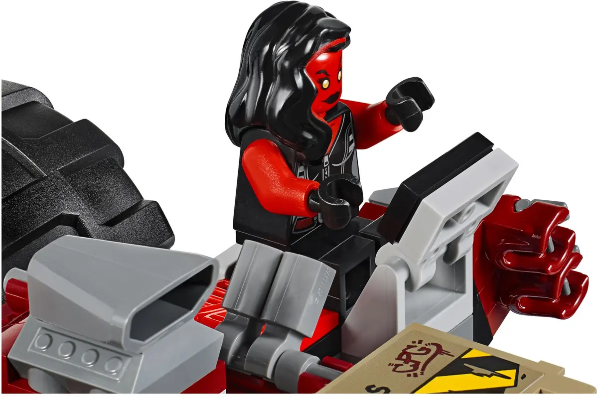 LEGO Marvel Super Heroes 76078 Hulk vs. Red Hulk set, image 9