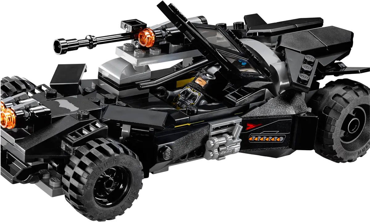 LEGO DC Comics Super Heroes 76087 Flying Fox: Batmobile Airlift Attack set, image 6