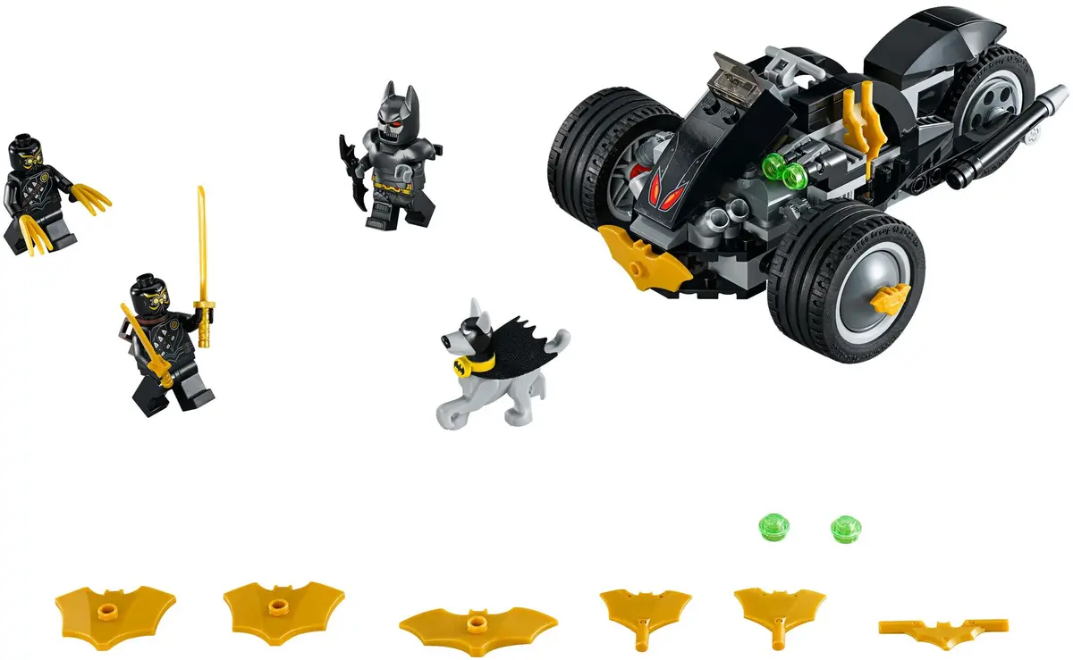 LEGO DC Comics Super Heroes 76110 Batman: The Attack of the Talons set