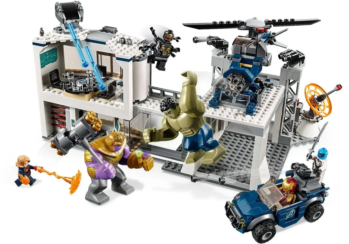 LEGO Marvel Super Heroes 76131 Avengers Compound Battle set, image 4