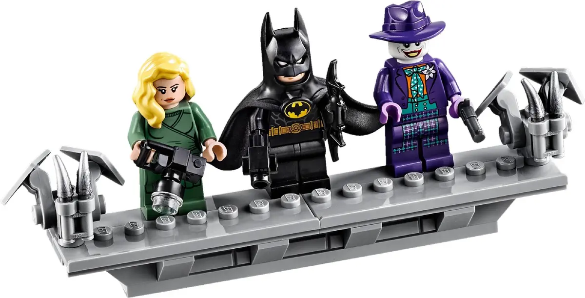 LEGO DC Comics Super Heroes 76139 1989 Batmobile set, image 20