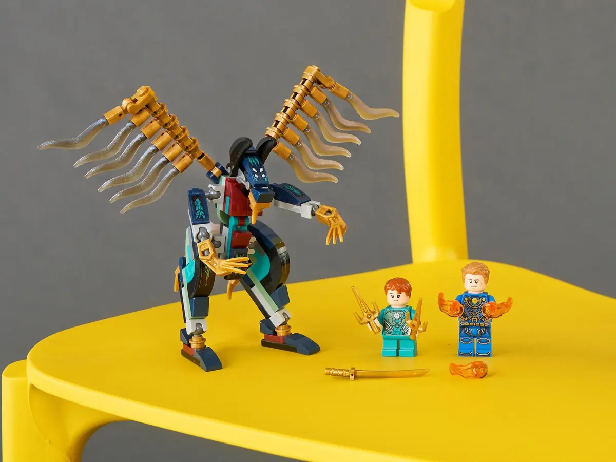 LEGO Marvel Super Heroes 76145 Eternals' Aerial Assault set, image 9