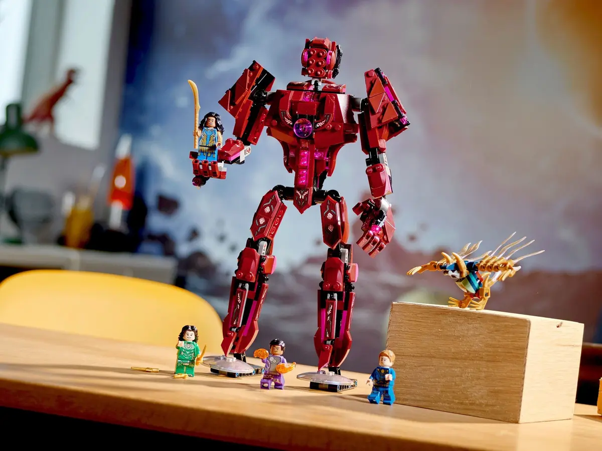 LEGO Marvel Super Heroes 76155 In Arishem's Shadow set, image 3