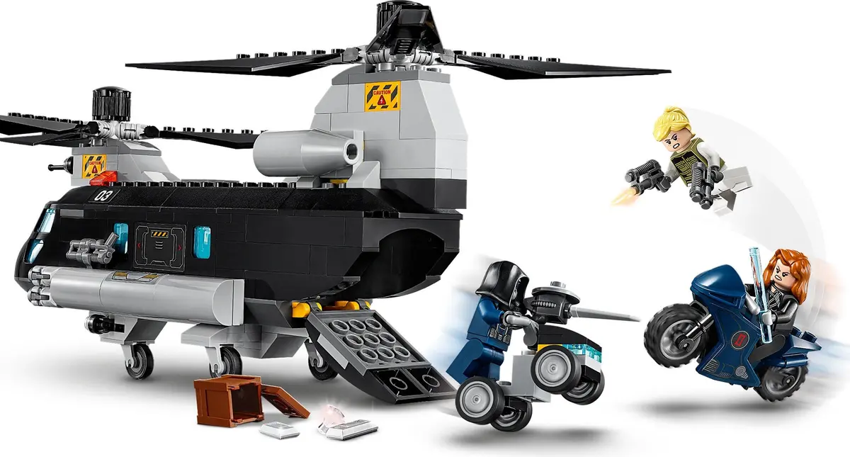 LEGO Marvel Super Heroes 76162 Black Widow's Helicopter Chase set, image 8