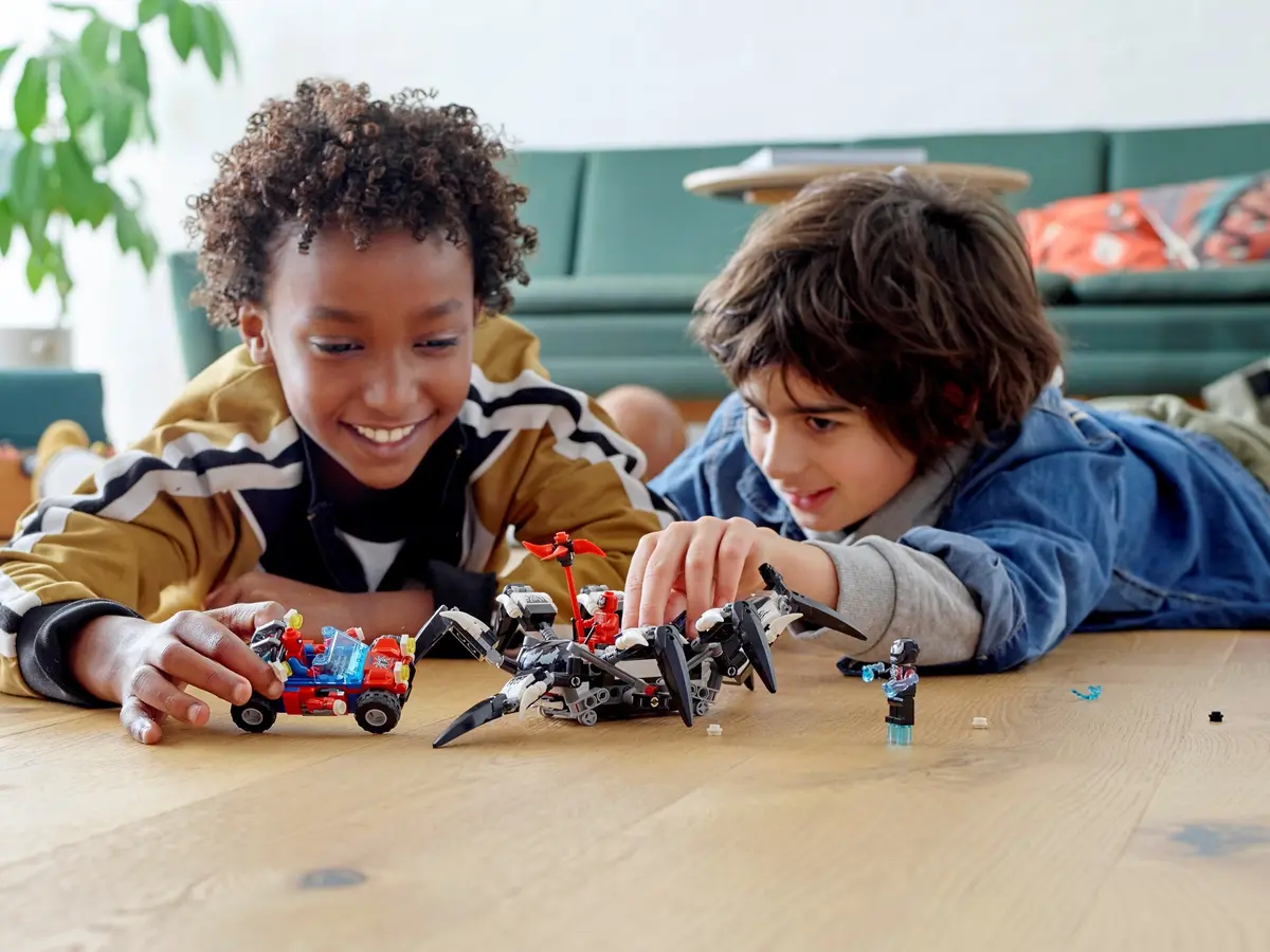 LEGO Marvel Super Heroes 76163 Venom Crawler set, image 3
