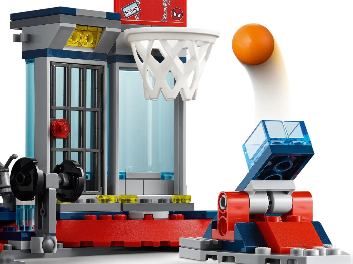 LEGO Marvel Super Heroes 76175 Attack on the Spider Lair set, image 7