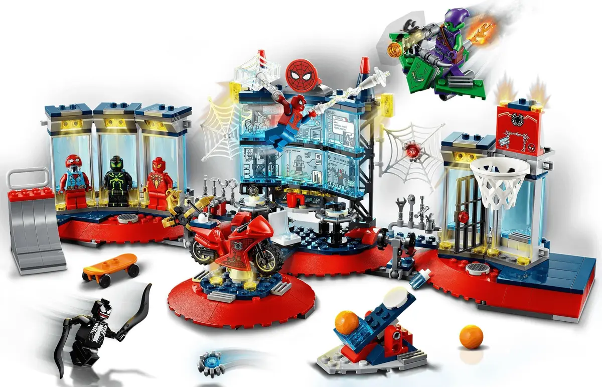 LEGO Marvel Super Heroes 76175 Attack on the Spider Lair set, image 4