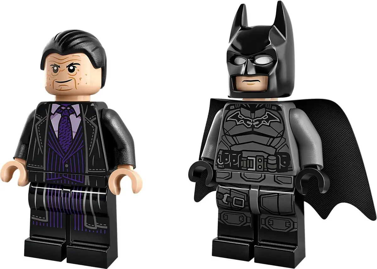 LEGO DC Comics Super Heroes 76181 Batmobile: The Penguin Chase set, image 4