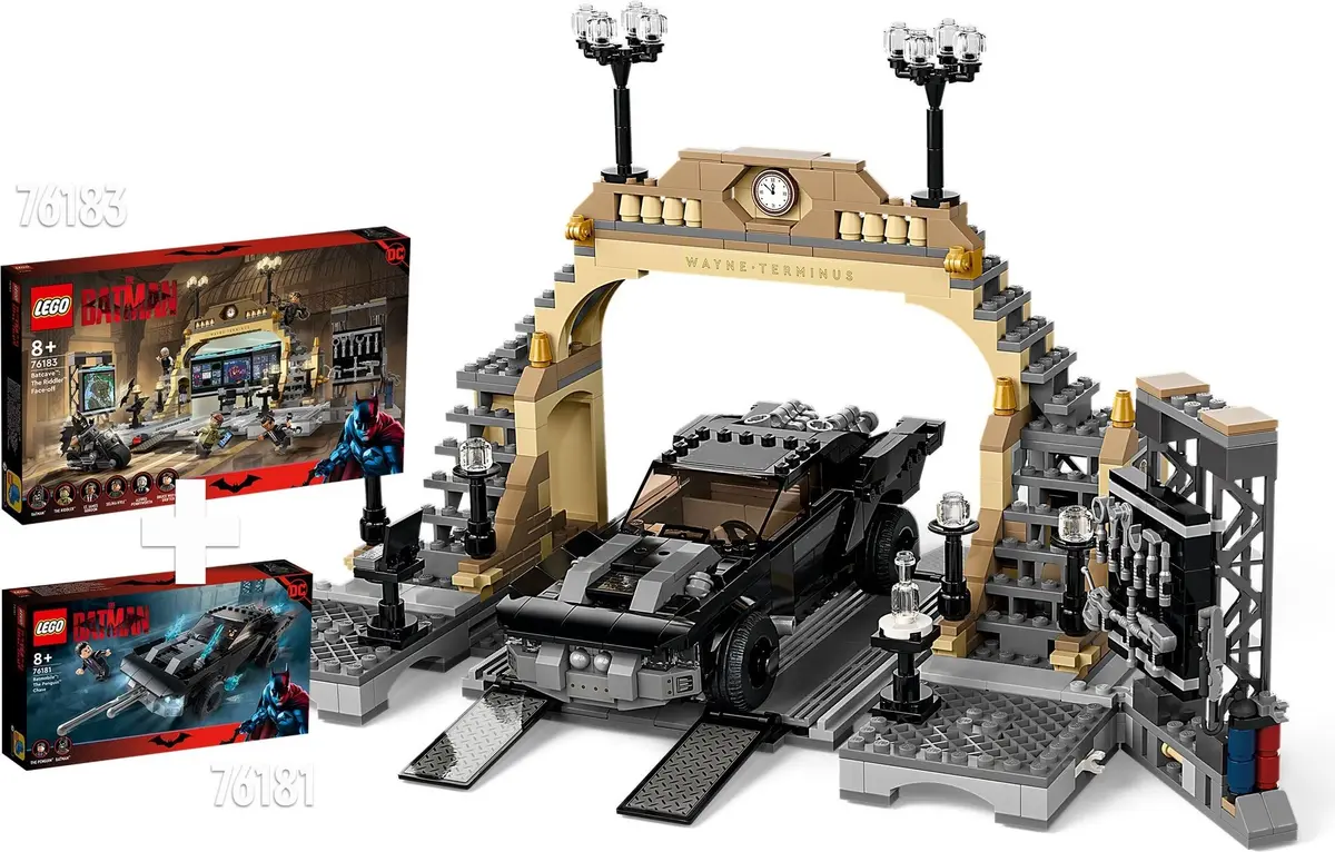 LEGO DC Comics Super Heroes 76183 Batcave: The Riddler Face-Off set, image 9