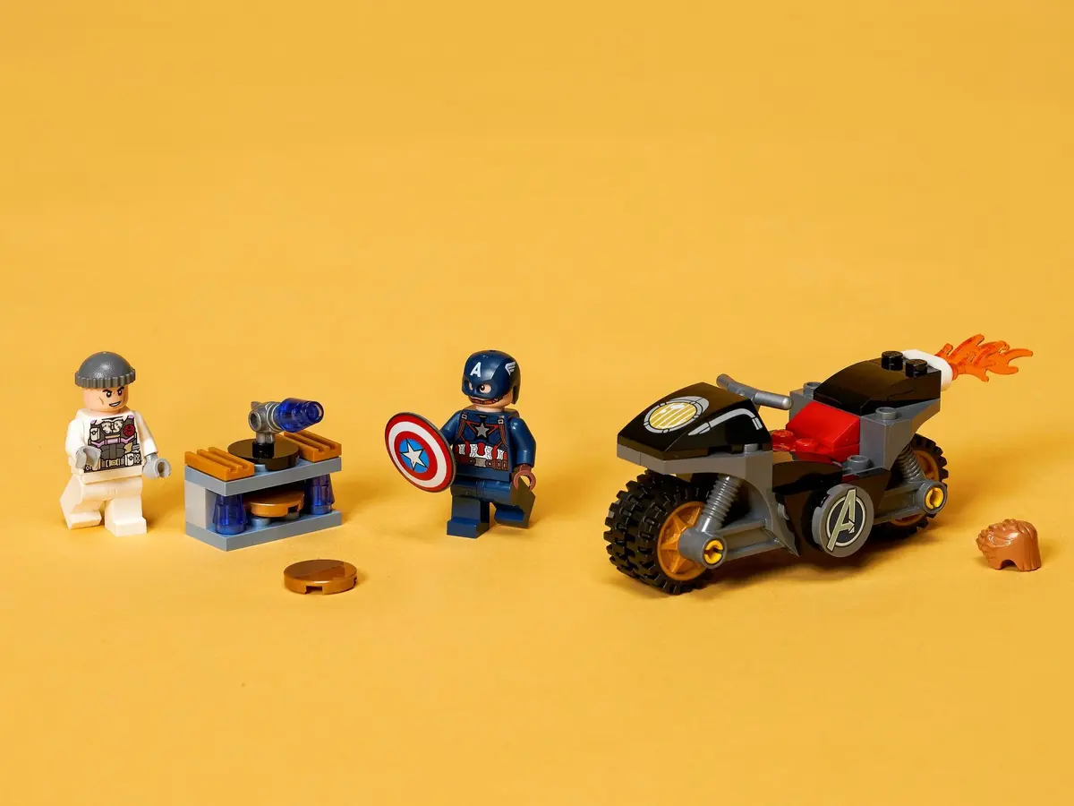 LEGO Marvel Super Heroes 76189 Captain America and Hydra Face-Off set, image 3